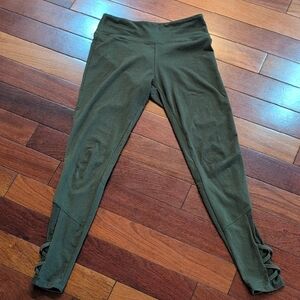 *SOLD* Balance Collection Olive Green Leggings Size Small